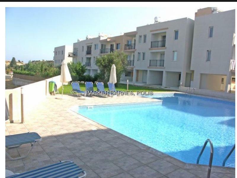 Apartment Oasis Полис Екстериор снимка
