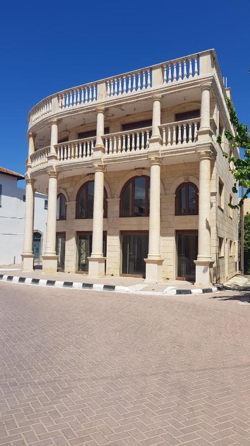 Apartment Oasis Полис Екстериор снимка
