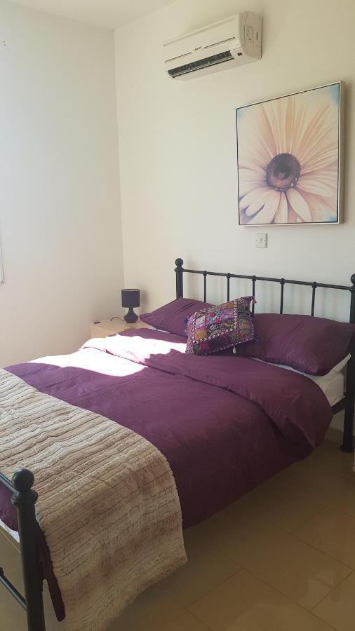 Apartment Oasis Полис Екстериор снимка