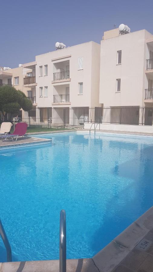 Apartment Oasis Полис Екстериор снимка